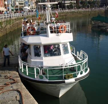 Paseos en barco por la bahía de Gijón